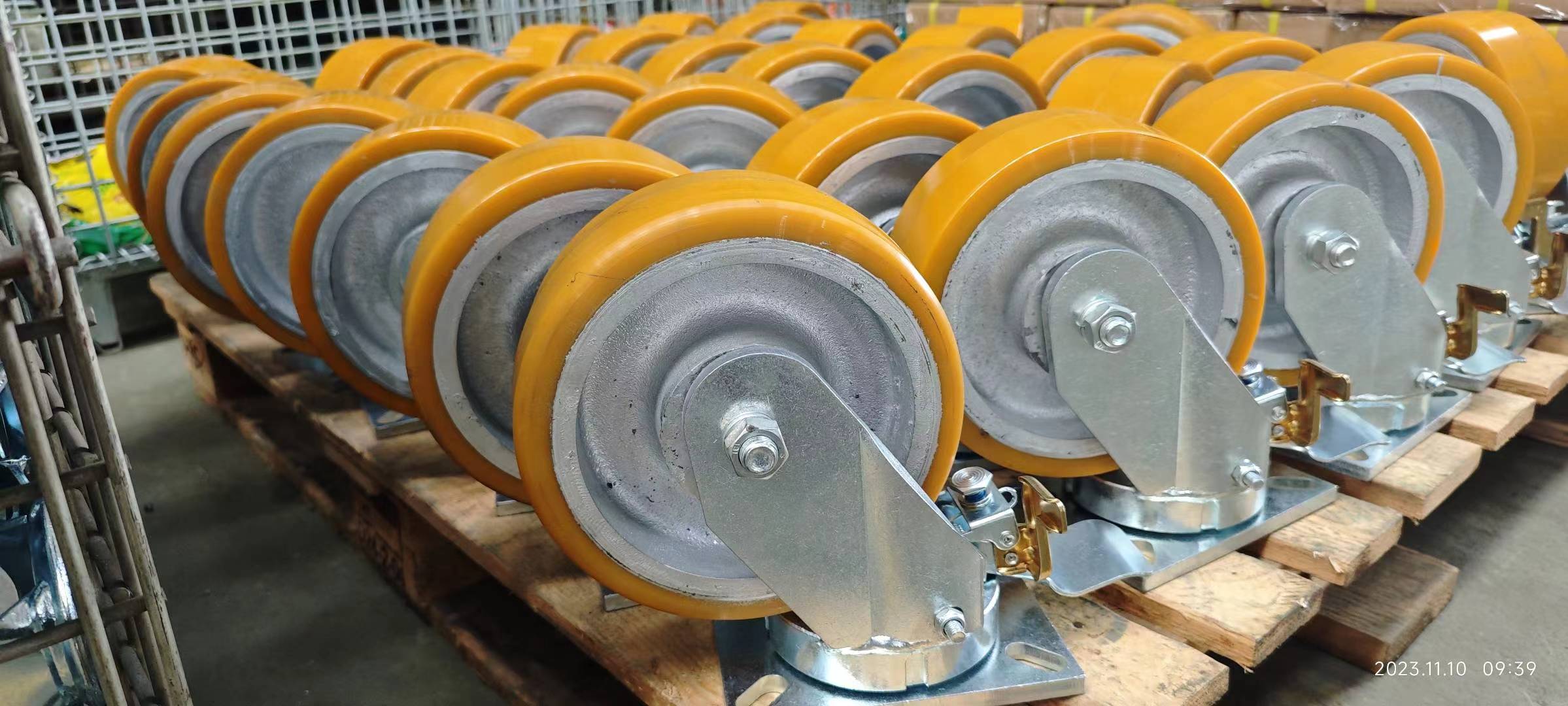 super heavy duty casters